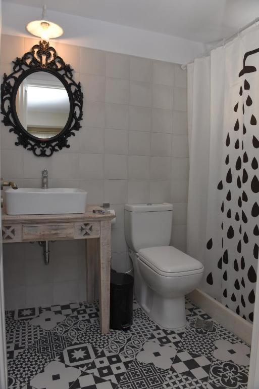 Oisyra Boutique Suites Ermupoli Exteriér fotografie