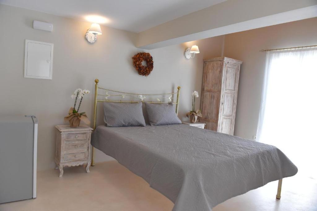 Oisyra Boutique Suites Ermupoli Exteriér fotografie